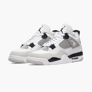 Air Jordan 4 Retro “Military Black”